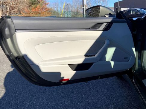 Used 2024 Porsche 911 Carrera image 20