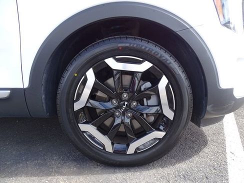 Used 2023 Kia Telluride EX FWD image 7