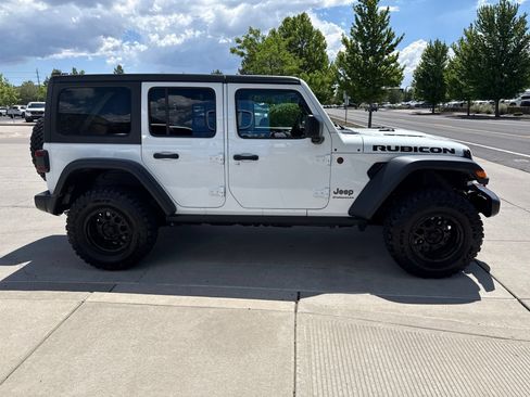 Used 2026 Jeep Wrangler Unlimited Rubicon AWD/4WD image 4