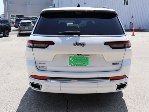 Used 2024 Jeep Grand Cherokee L Overland w/ Advanced Protech Group III AWD/4WD image 4