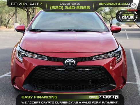 Used 2021 Toyota Corolla LE w/ LE Premium Package FWD image 2