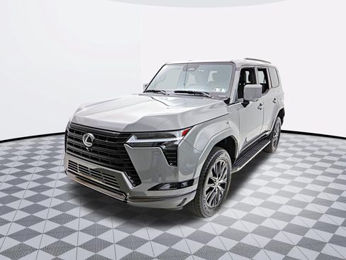 Used 2024 Lexus GX 550 w/ Accessory Package (Z1) AWD/4WD image 19
