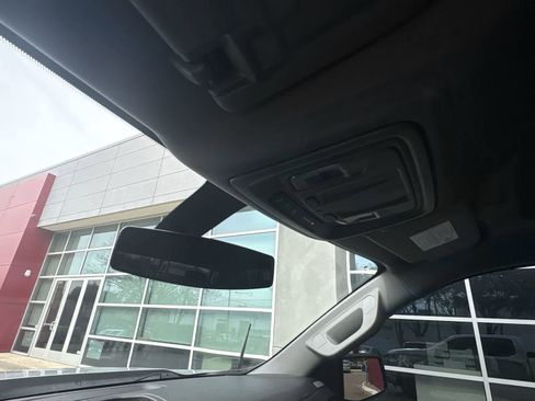 Used 2020 Chevrolet Silverado 1500 Custom w/ Infotainment Package image 37