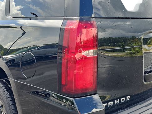 Used 2019 Chevrolet Tahoe LS RWD image 30