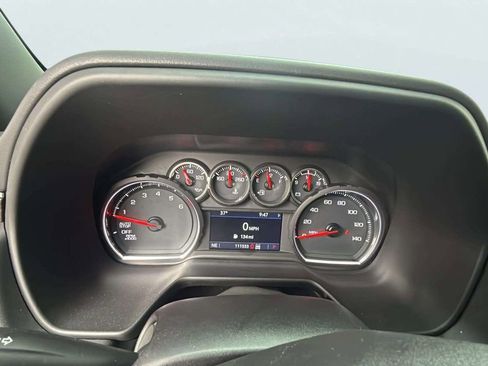 Used 2021 Chevrolet Tahoe Z71 w/ Z71 Signature Package image 12