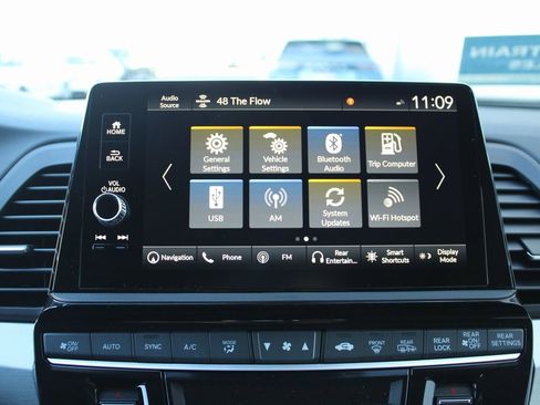 New 2026 Honda Odyssey Touring image 43