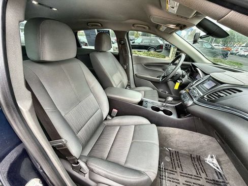 Used 2015 Chevrolet Impala LS FWD image 23