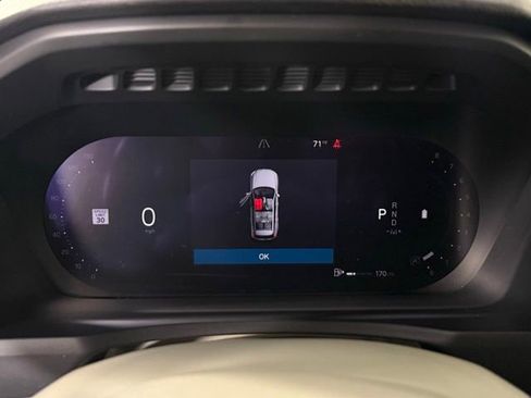 Used 2023 Volvo XC90 B5 Plus AWD/4WD image 22
