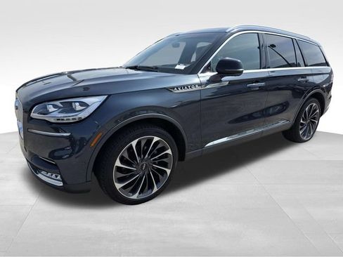 Certified 2023 Lincoln Aviator Reserve w/ Equipment Group 201A AWD/4WD image 5