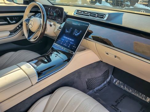 Used 2022 Mercedes-Benz S 500 4MATIC image 24