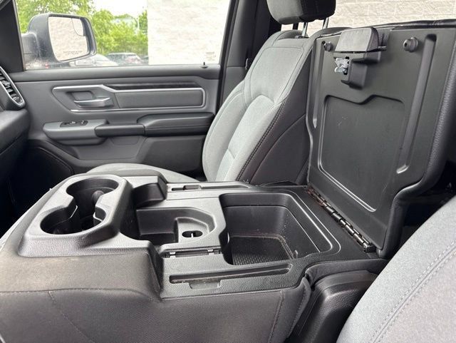 Used 2022 RAM 1500 Big Horn AWD/4WD image 36