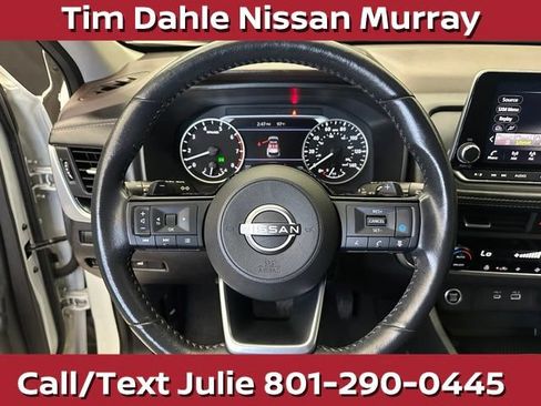 Used 2023 Nissan Rogue SV w/ SV Premium B Package AWD/4WD image 23