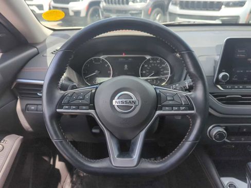 Used 2020 Nissan Altima 2.5 SR AWD/4WD image 16