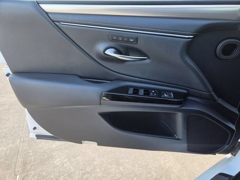 Used 2023 Lexus ES 350 F Sport w/ Accessory Package (Z2) FWD image 25