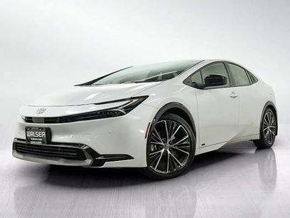 Used 2025 Toyota Prius Plug-In Hybrid