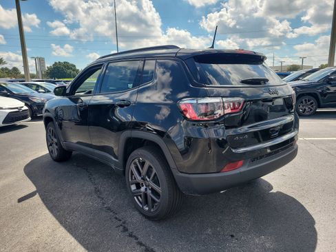 New 2026 Jeep Compass Limited image 8