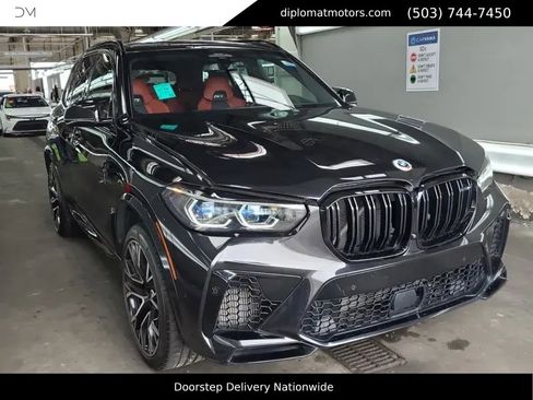 Used 2023 BMW X5 M w/ Competition Package image 3