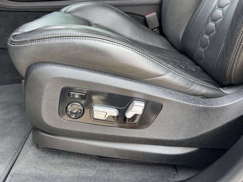 Used 2020 BMW X5 M w/ Executive Package AWD/4WD image 19