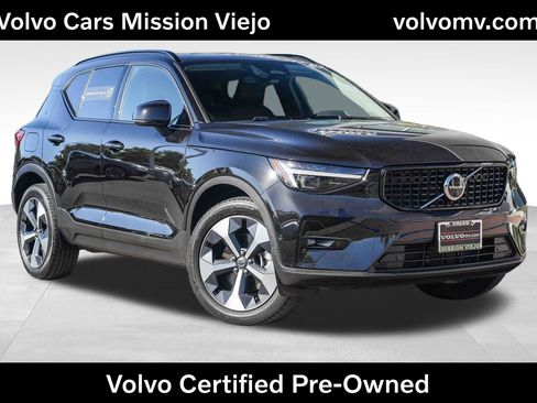 Used 2026 Volvo XC40 B5 Plus AWD/4WD image 1