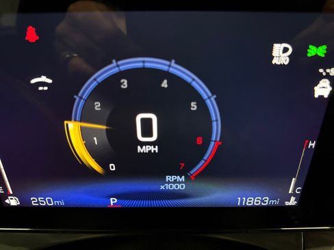 Used 2025 Chevrolet Trax ACTIV w/ Driver Confidence Package image 19