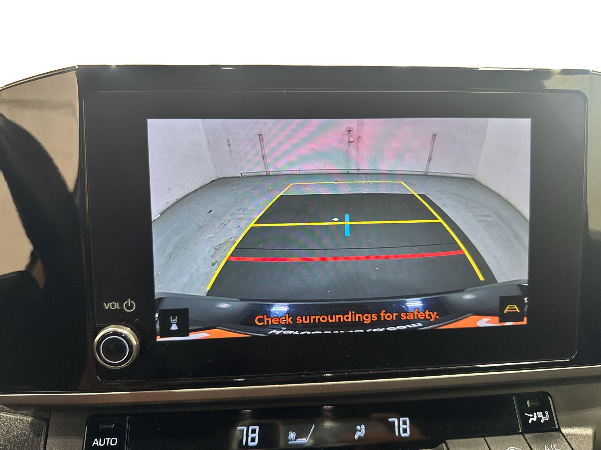 Used 2025 Toyota Camry LE FWD image 11