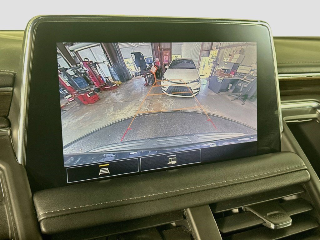 Used 2021 GMC Yukon SLE RWD image 18