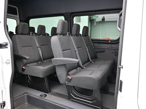 Used 2024 Mercedes-Benz Sprinter 2500 image 12