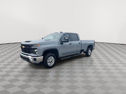 Certified 2024 Chevrolet Silverado 2500 W/T w/ WT Convenience Package AWD/4WD image 6