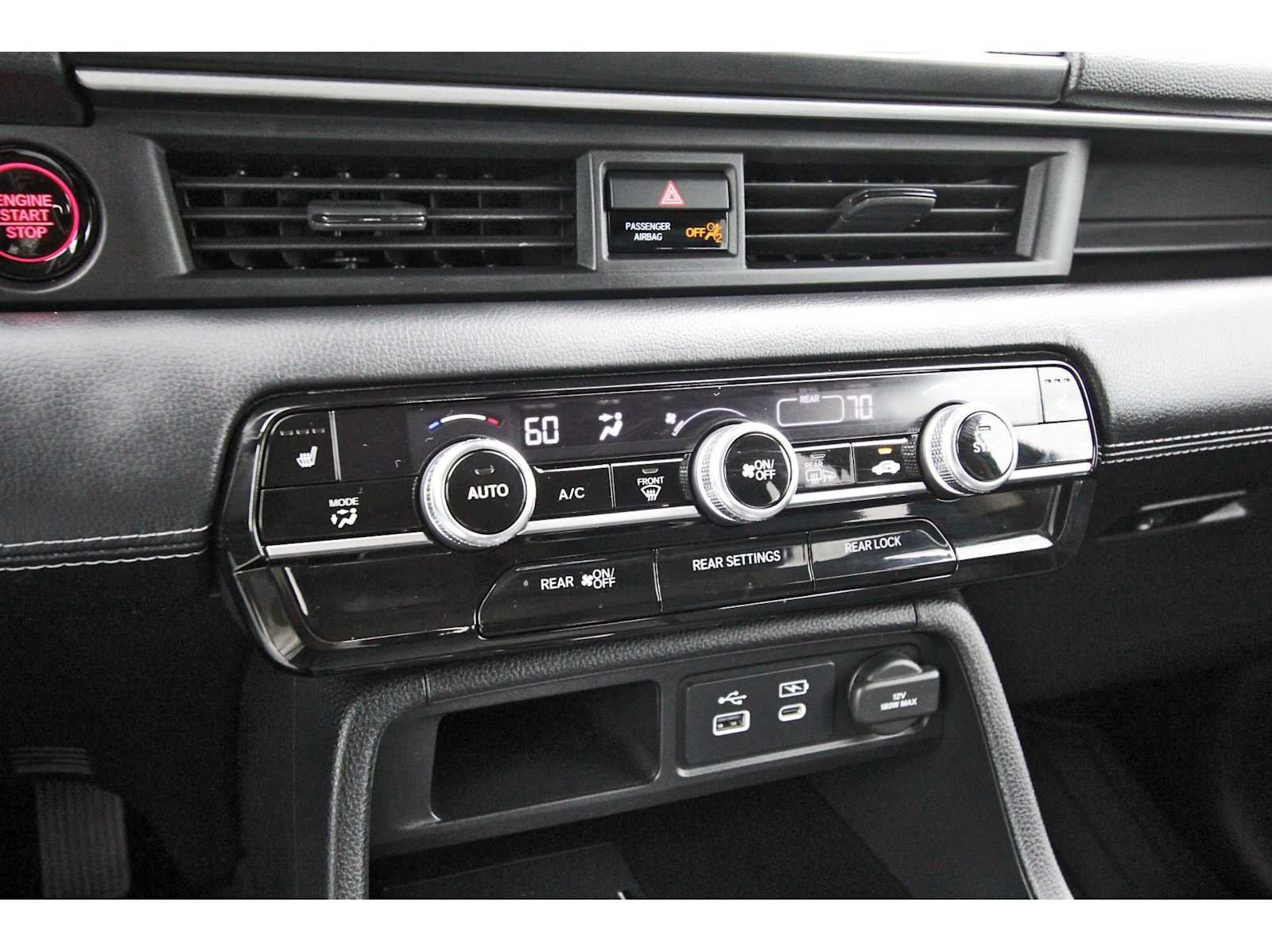 Used 2025 Honda Pilot Touring image 26