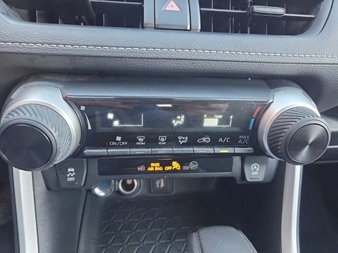 Used 2024 Toyota RAV4 LE image 25