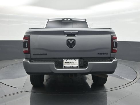Used 2022 RAM 2500 Laramie w/ Night Edition AWD/4WD image 17
