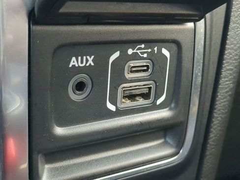 Used 2019 Jeep Wrangler Unlimited Rubicon AWD/4WD image 21