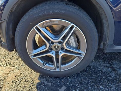 Used 2022 Mercedes-Benz GLC 300 4MATIC image 11