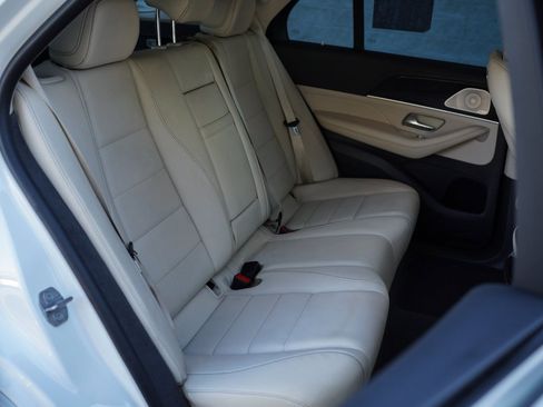 Used 2020 Mercedes-Benz GLE 350 w/ AMG Line Exterior image 25