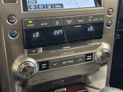 Used 2017 Lexus GX 460 Premium w/ Premium Package AWD/4WD image 46