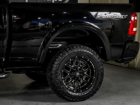 Used 2024 RAM 2500 Big Horn w/ Safety Group image 14