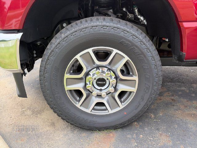 New 2026 Ford F350 Lariat w/ FX4 Off-Road Package AWD/4WD image 26