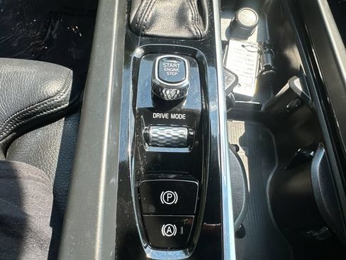 Used 2020 Volvo S60 T6 Inscription w/ Protection Package AWD/4WD image 35