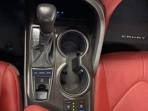 Used 2023 Toyota Camry XSE image 32