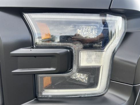 Used 2018 Ford F150 Raptor w/ Equipment Group 802A Luxury AWD/4WD image 11