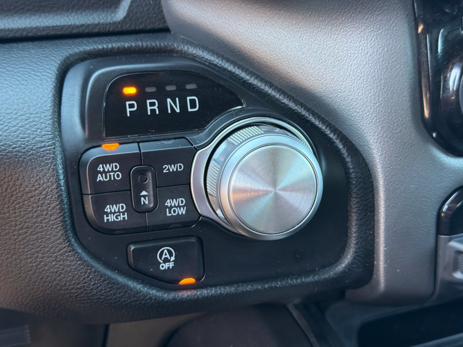 Used 2020 RAM 1500 Laramie AWD/4WD image 25