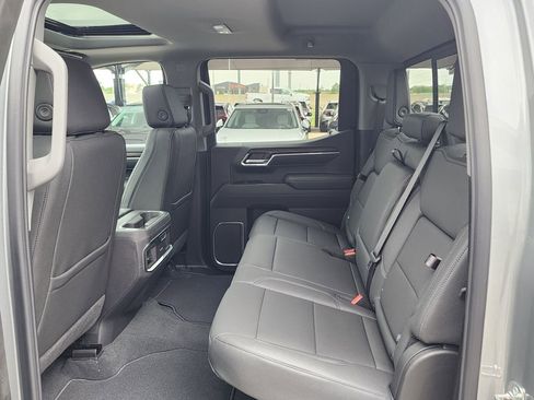 New 2026 GMC Sierra 1500 SLT w/ SLT Premium Plus Package image 43