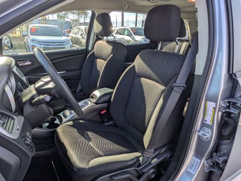 Used 2015 Dodge Journey American Value Package w/ Flexible Seating Group image 12