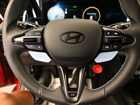 Used 2025 Hyundai Elantra N FWD image 12