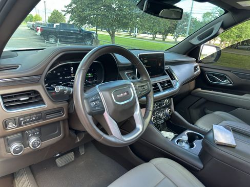 Used 2023 GMC Yukon XL SLT RWD image 20