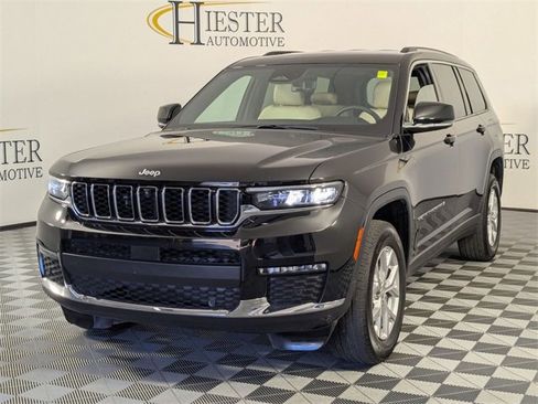 Used 2024 Jeep Grand Cherokee L Limited w/ Luxury Tech Group II image 4