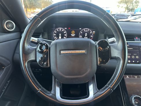 Used 2020 Land Rover Range Rover Evoque S image 9