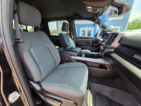 Used 2022 RAM 1500 Big Horn AWD/4WD image 15