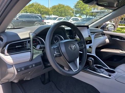 Used 2023 Toyota Camry XLE FWD image 15