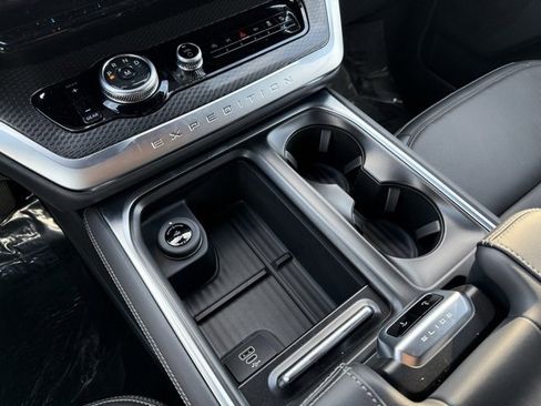 New 2026 Ford Expedition Max Platinum w/ Stealth Performance Package image 13